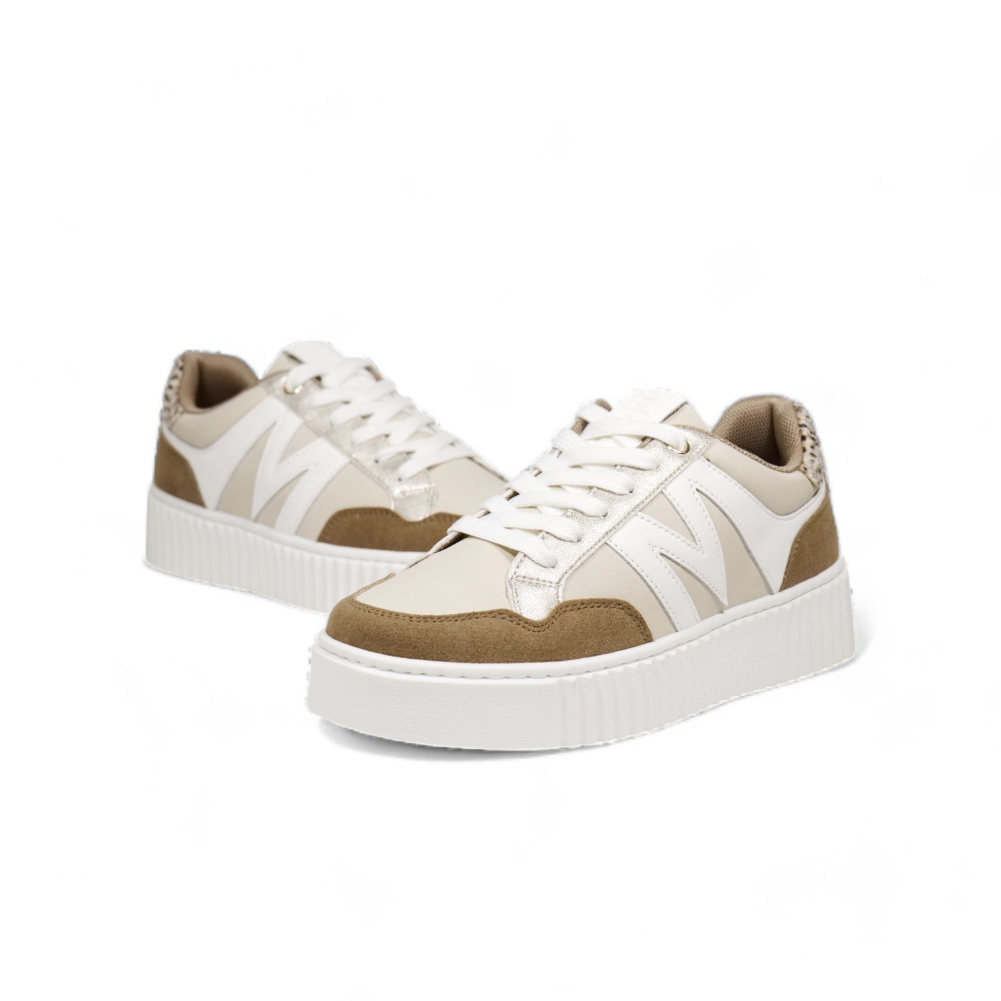 Zapatos planos letra M con leopardo